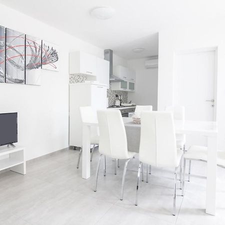 New Family 2 Bedroom Apartment Воднян Экстерьер фото